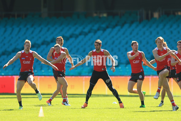 AFL 2016 Training - Sydney 210416 - 431629