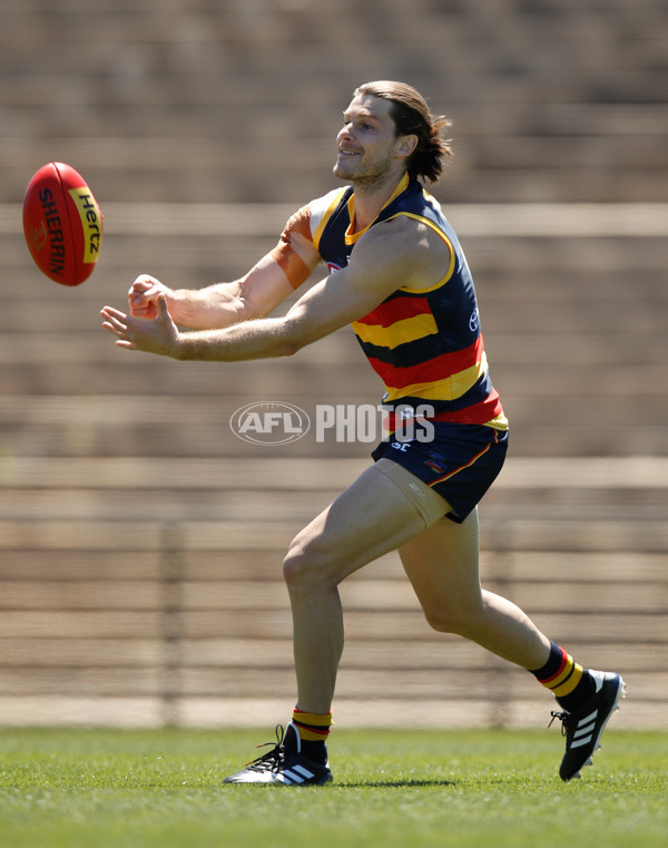 AFL 2017 Training - Adelaide Crows 061217 - 562762