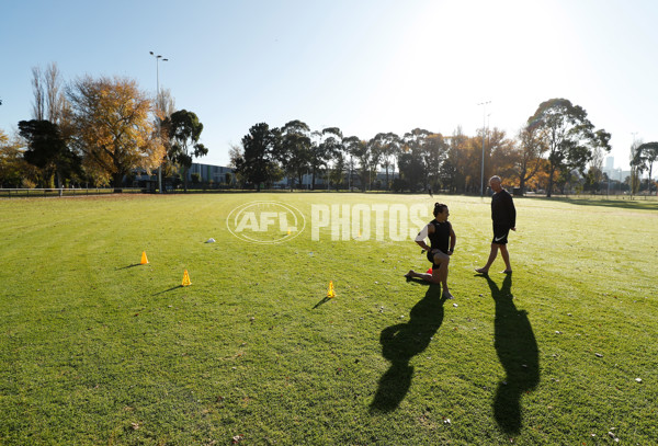 AFL 2020 Training - Dylan Shiel Isolation Training - 746730