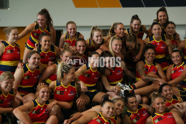 AFLW 2022 Media - Adelaide Team Photo Day S7 - 985186