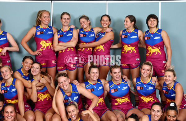 AFLW 2022 Media - Brisbane Team Photo Day S7 - 988949