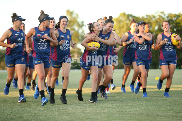 AFLW 2018 Training - Brisbane Lions 150118 - 564841