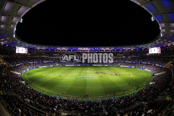 AFL 2018 Round 02 - Fremantle v Essendon - 579040