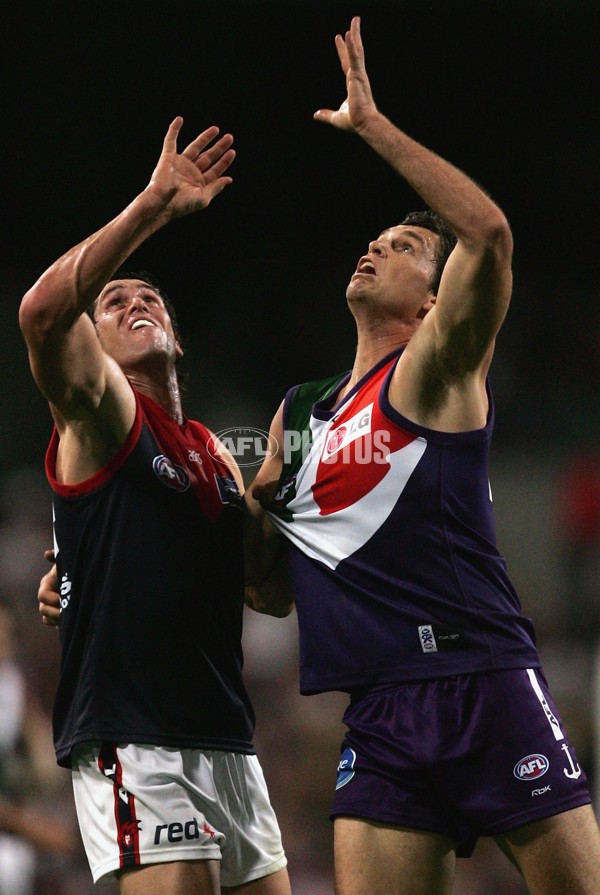 AFL 2006 2nd Semi-Final - Fremantle v Melbourne - 190970