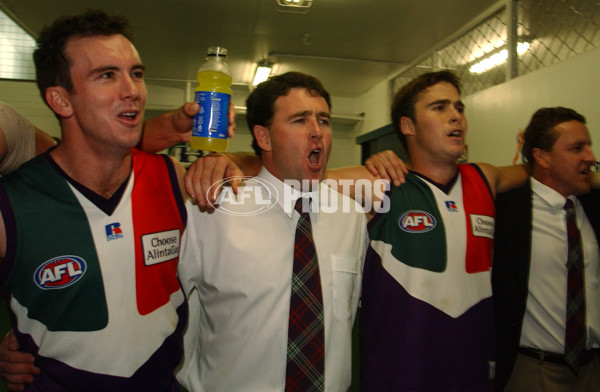 AFL 2002 Rd 8 - Fremantle v Melbourne - 132655