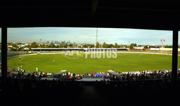 AFL 2002 Practice Match - Melbourne v Sydney - 134463