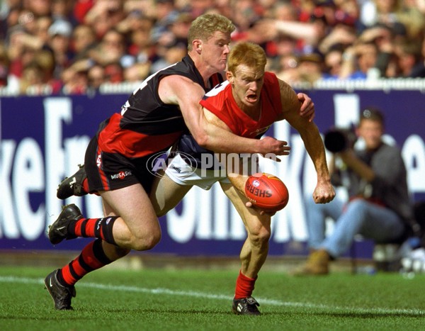 AFL 2000 Grand Final - Essendon v Melbourne - 151867