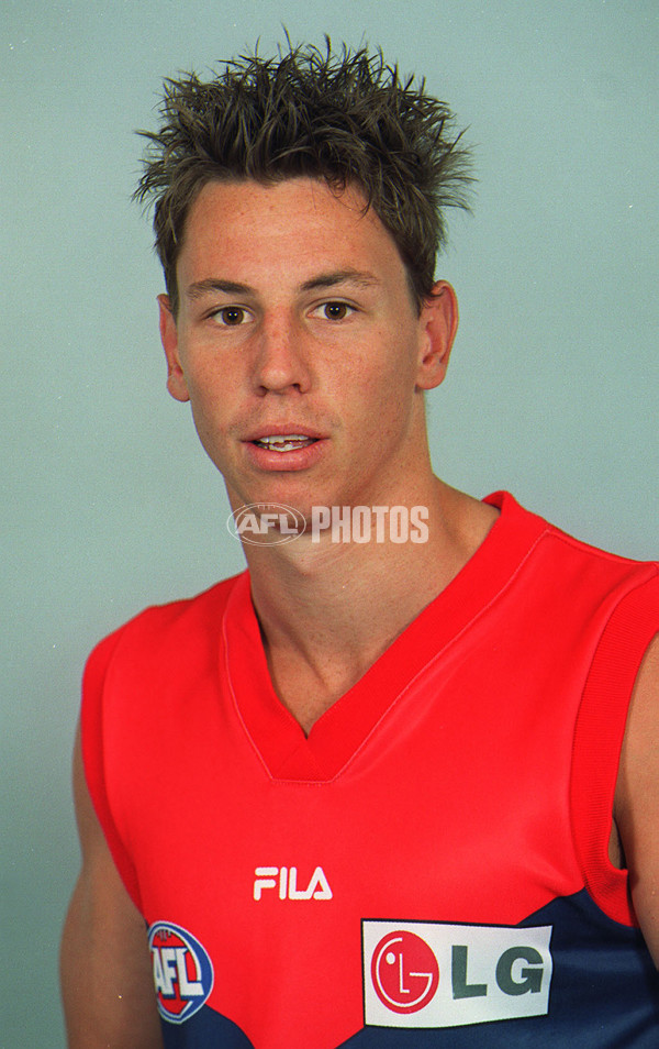 AFL 2000 Media - Melbourne Team Portraits - 164302