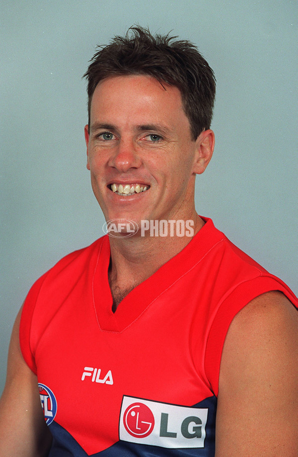 AFL 2000 Media - Melbourne Team Portraits - 164310