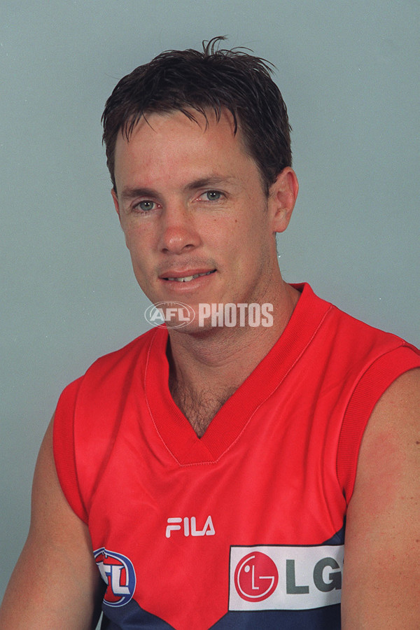 AFL 2000 Media - Melbourne Team Portraits - 164311