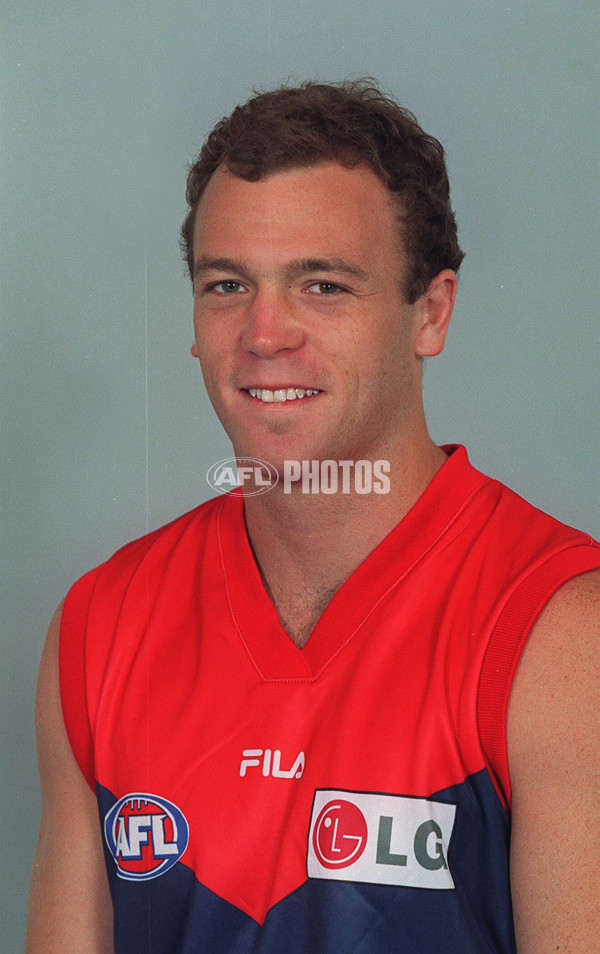 AFL 2000 Media - Melbourne Team Portraits - 164324