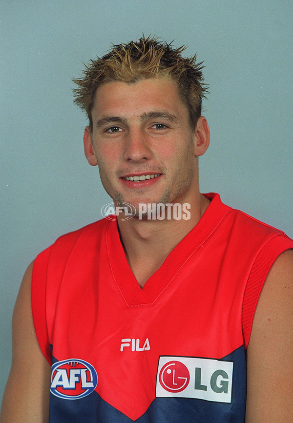 AFL 2000 Media - Melbourne Team Portraits - 164331