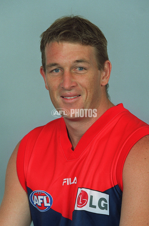 AFL 2000 Media - Melbourne Team Portraits - 164333