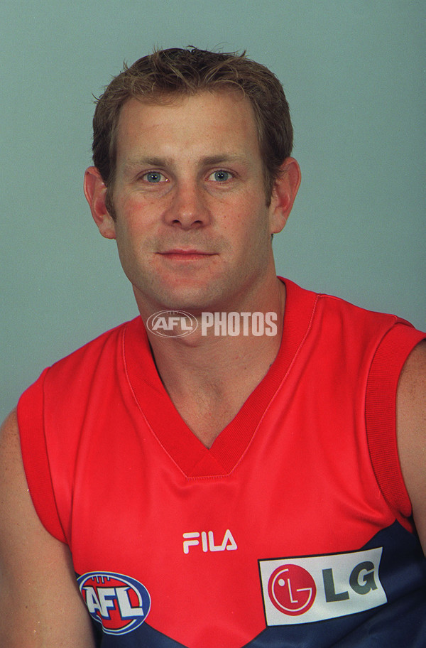 AFL 2000 Media - Melbourne Team Portraits - 164334