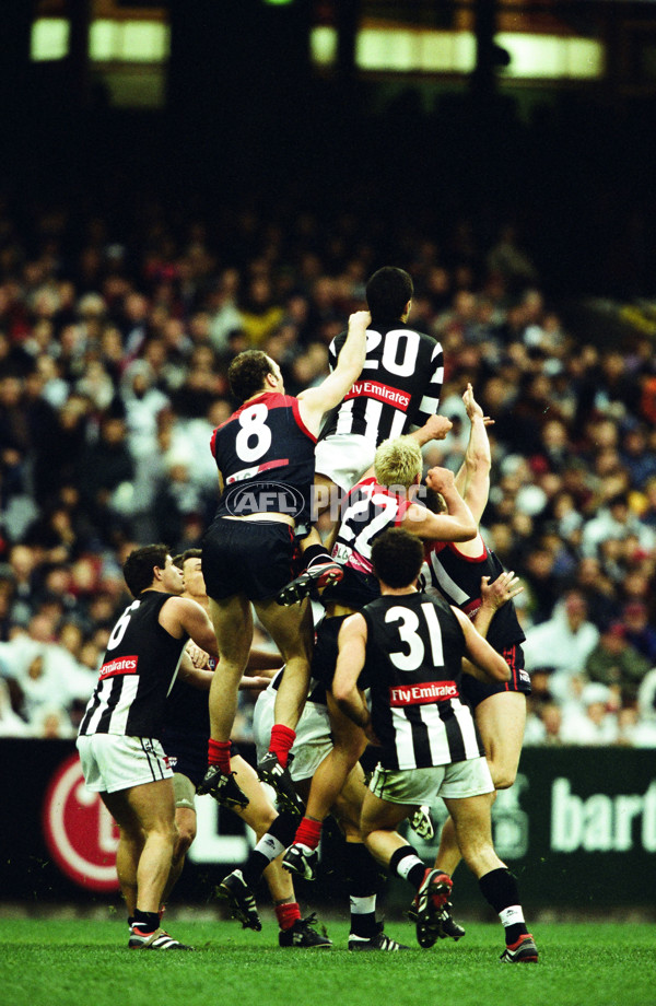 AFL 2001 Round 11 - Melbourne v Collingwood - 28932